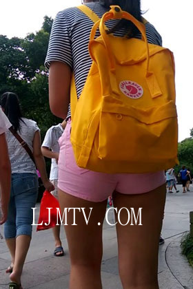 蚕豆大师超短热裤街拍视频系列-40