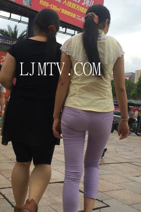 小龙大师精品街拍系列合集-紧身打底裤小少妇
