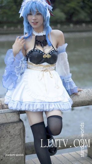 原神甘雨女仆cosplayコスプレ2024萤火虫漫展