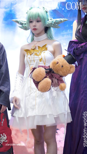 可爱萌妹迷雾公式cosplayコスプレCICF2021广州漫展