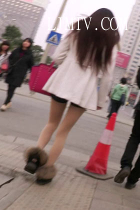 街拍客精选紧身裤热裤全集视频1001-1100-超极品肉丝美腿OL！同一天竟然遇到两次！绝对诱惑！.