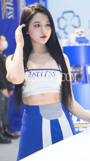 2024深圳改装车展AutoShowRacingModel美女车模车展模特-45
