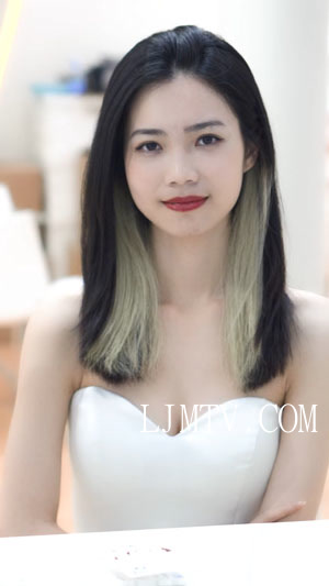 4K2021深圳内衣展美蓝迪甜美性感美女模特小姐姐model