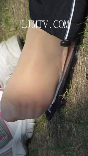 街拍大师applejuice高清拍摄高跟丝袜第4集-HD674