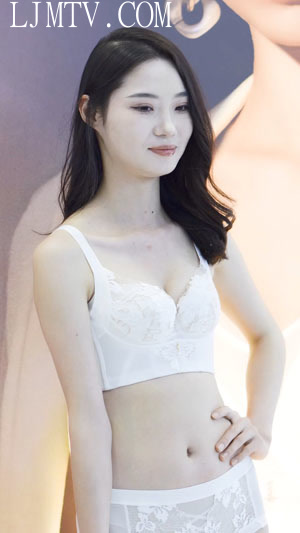 2025深圳内衣展与溯8美女模特内衣秀ModelShow下着モデル