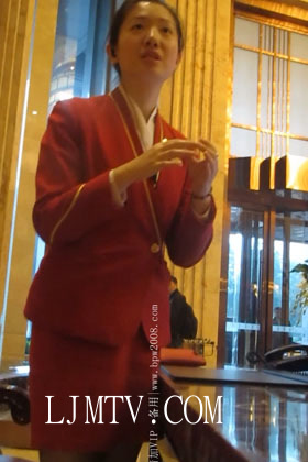 东厂街拍大忽悠买丝袜强袭抄底2013年2月-2013.2.2~1