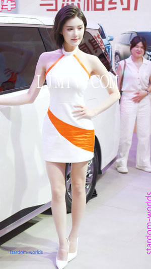 2025粤港澳大湾区车展AutoShow美女车模程儿RacingModel24
