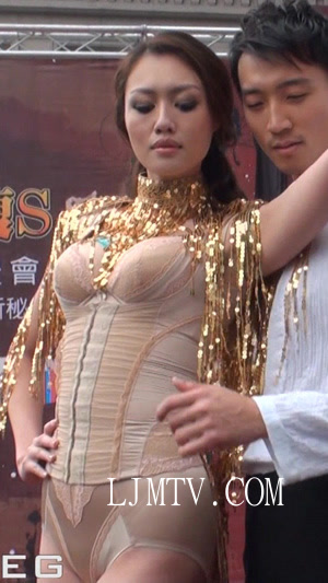 [Beautyleg]新闻视频 2012.03.16 No.97 美胸電波皇后吳亞馨 坦承『整』很大