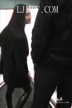 街拍客精选紧身裤热裤全集视频1001-1100-乳白色高跟美腿少妇