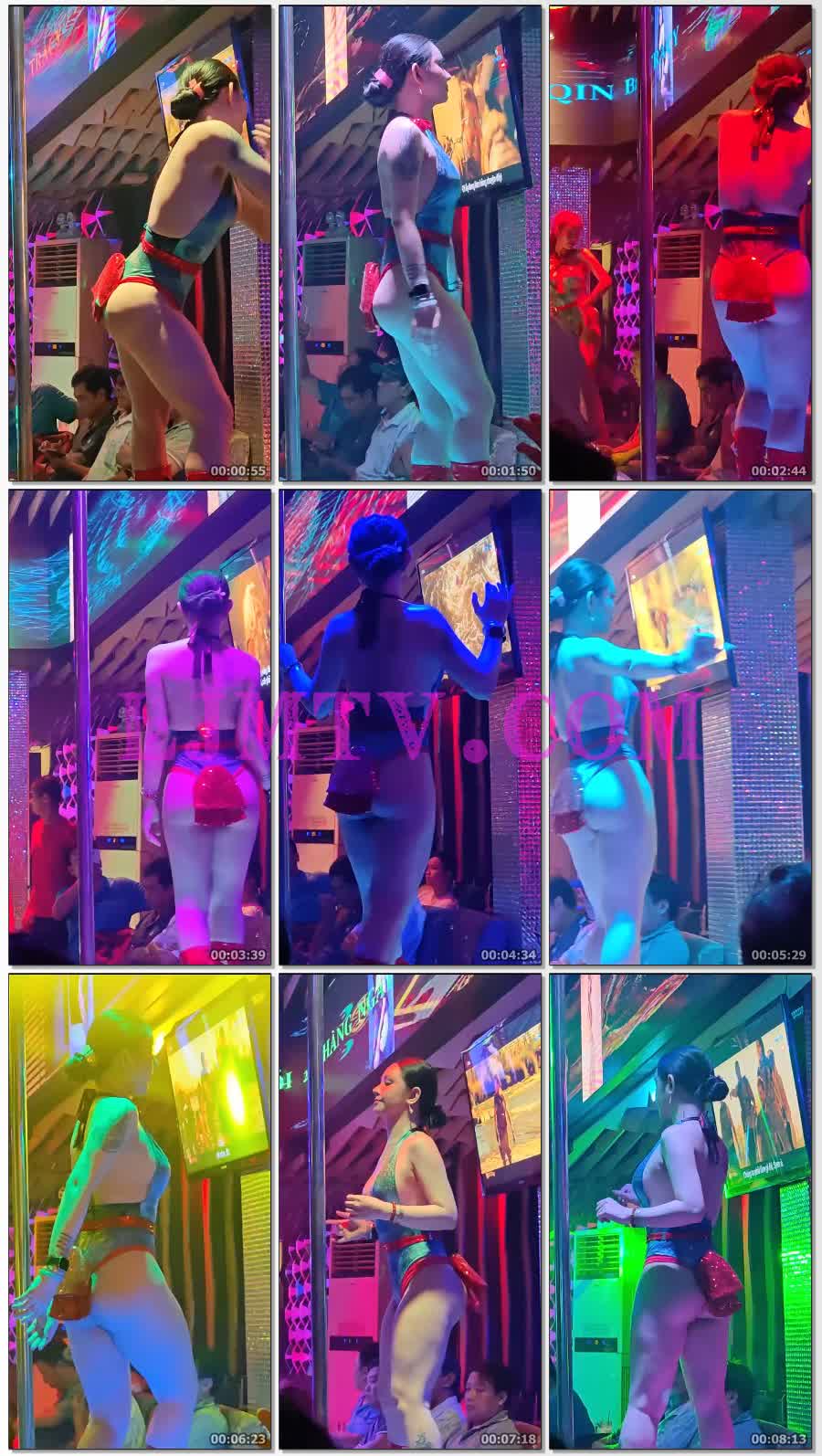 少妇气质的丸子头蓝色金属反光露沟泳装大秀好身材-1080P视频