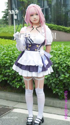 崩坏アイドルcosplayコスプレ爱莉希雅女仆2024萤火虫漫展