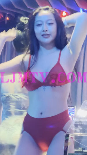 稚嫩小妹红色碎花奶罩绑带高腰裤热舞-4K视频