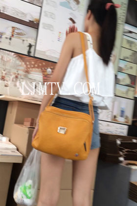 小龙大师精品街拍系列合集-性感长腿热裤小妹-01