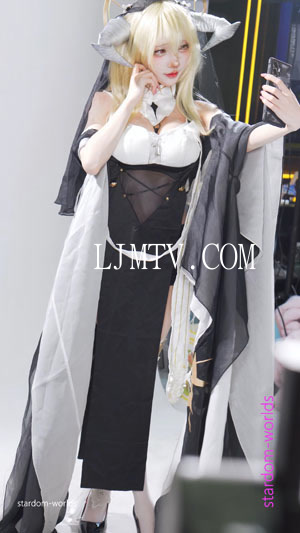 萤火虫漫展アズールレーン像数蛋糕碧蓝航线怨仇cosplay小正义