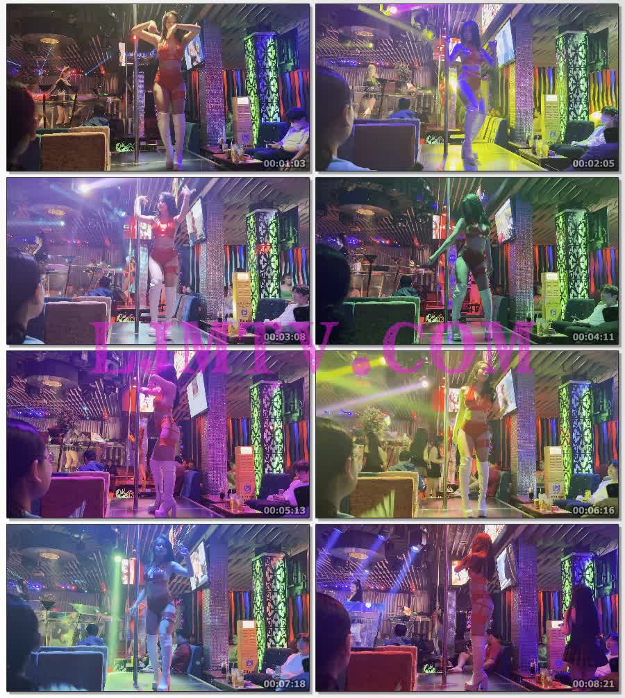 红色风情漆皮吊带红色高腰裤白色皮靴熟女-4K视频