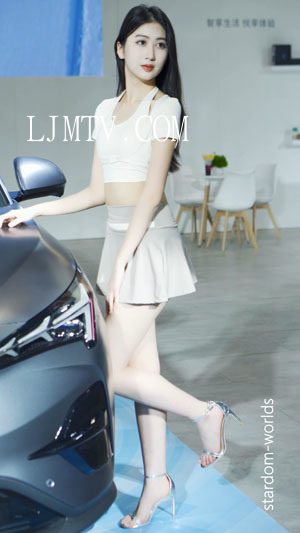 2024深圳改装车展AutoShowRacingModel美女车模车展模特-58
