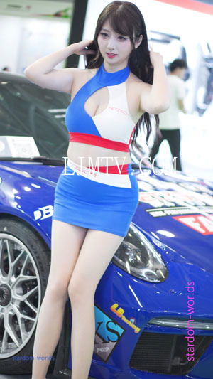 2026深圳改装车展模特网红车模BeautylegRacingModel72