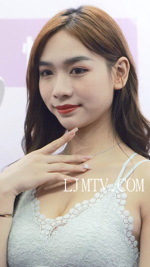 2021深圳内衣展春-48无痕零感美女模特秀场Show下着