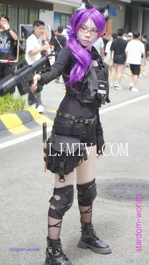 2025萤火虫漫展女特工战术娘cosplayコスプレ