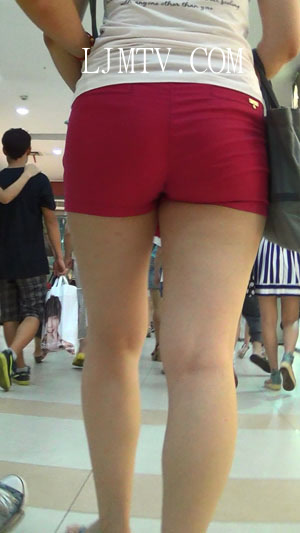 麋小鹿大师2013-2014街拍视频合集2-红色包臀热裤屁股大腿白