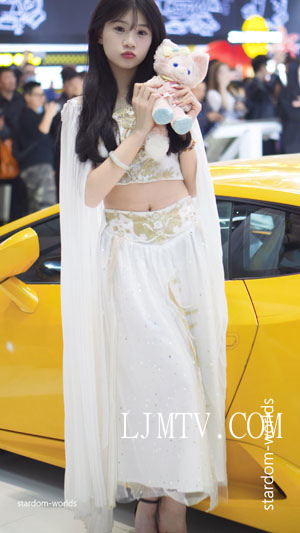2024深圳改装车展AutoShowRacingModel异域舞娘清纯美女车模48