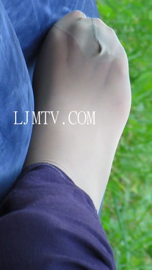 街拍大师applejuice高清拍摄高跟丝袜第4集-HD1004