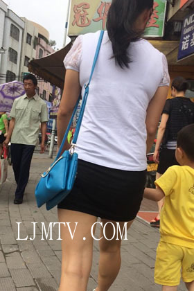 小龙大师精品街拍系列合集-街拍短裙小少妇