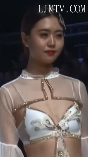 内衣秀深圳内衣展缔妒内衣专场秀纯白纱缦曼妙的身姿迷人