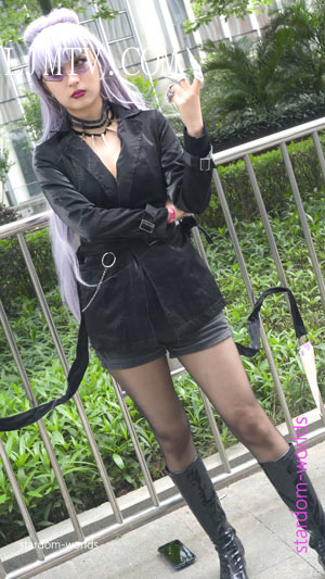 【LeagueofLegends】Cosplay女团伊芙琳御姐西装制服英雄联盟萤火虫漫展
