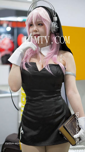 すーぱーそに子コスプレ超级索尼子修女cosplay2021广州CICF漫展