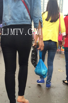 小龙大师精品街拍系列合集-打底黑裤紧臀