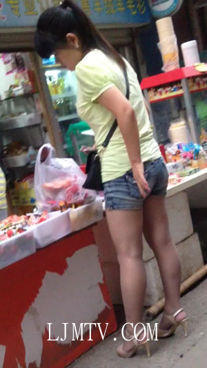 街拍大师超级白嫩玉足高清拍摄高跟丝袜-007(4)