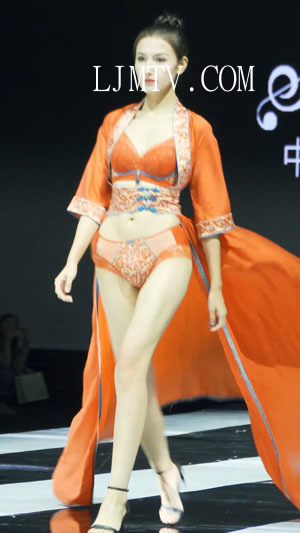 2023广州内衣展西维娅羽诗芬美女模特内衣秀Show下着モデル