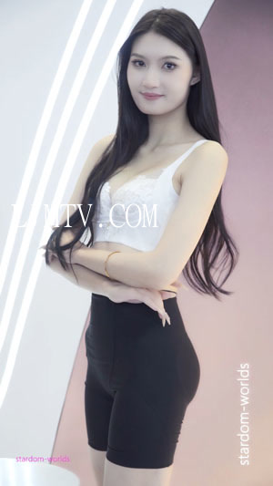 2025深圳内衣展与溯美体内衣2性感美女模特内衣秀Show下着モデル
