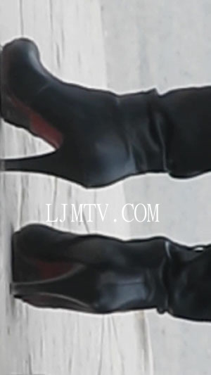 街拍大师小胡小斐高清拍摄高跟丝袜-aMVI_2598