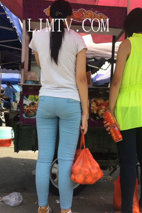 小龙大师精品街拍系列合集-丰臀打底裤少妇
