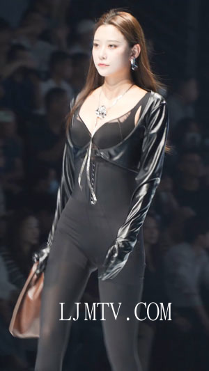 2025深圳内衣展香蜜闺秀美女模特内衣秀Show下着モデル