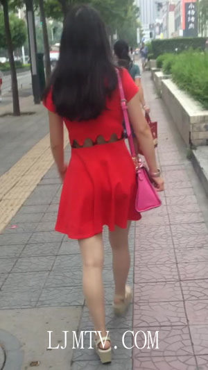 街拍大师超级白嫩玉足高清拍摄高跟丝袜-013(2)