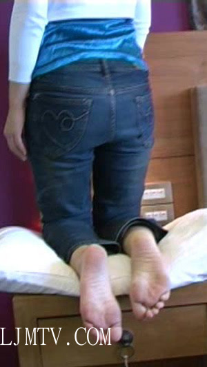 亚洲美足-cherryasianfeet2006视频-oldest-Cathy-19-12-414