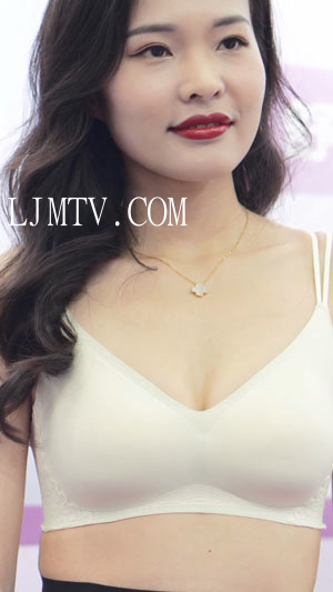 2021深圳内衣展春-18迪茉诱惑美女模特秀场Show下着