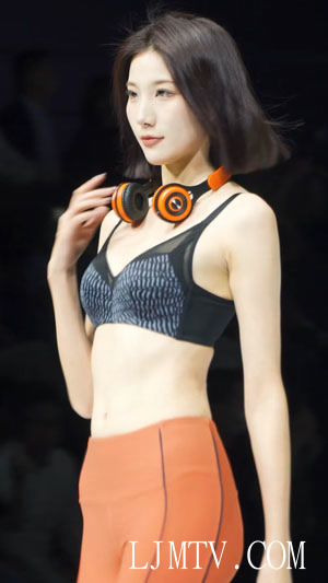 2023广州内衣展卡她3美女模特内衣秀Show下着モデル