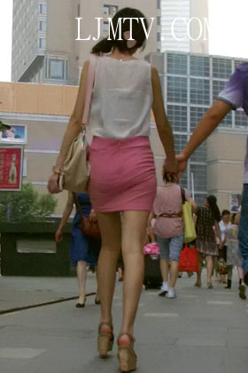 JSH-致青春经校园学妹黑丝典无水印作品-小妹还穿超短裙