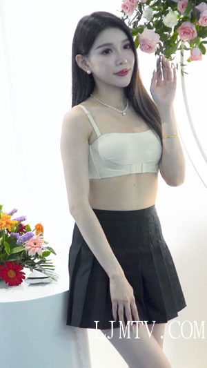 2024深圳内衣展娇倩4气质美女模特内衣秀ModelShow下着モデル