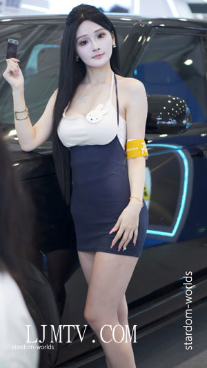 2026深圳改装车展AutoShow可爱美女车模RacingModel1
