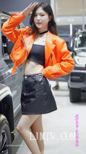 2025东莞国庆车展AutoShow美女车模RacingModel3