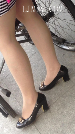 街拍大师醉爱孤独高清拍摄高跟丝袜第1辑-201409292213