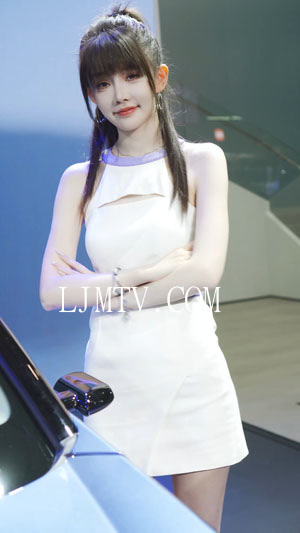 2025粤港澳大湾区车展AutoShow美女车模是你依然RacingModel41