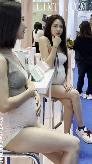 2023深圳SIUF内衣展孕妇内衣光腿诱惑-2