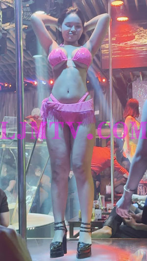 漆皮粉色奶罩的三角裤吊穗高跟鞋丰满舞女-4K视频