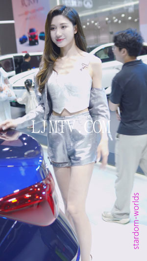 2025东莞春季国际车展AutoShowRacingModel美女车模模特4